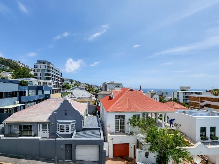 1 Bedroom Property for Sale in Sea Point Western Cape